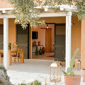 bedandbreakfast-luccicamare-the-art-of-hospitality.sicilyhotelsitaly.net/
