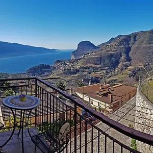  Apartment Casa Palanca View By Gardadomusmea Italien