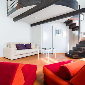  Apartment Antica Via Volta - The House Of Travelers Italien