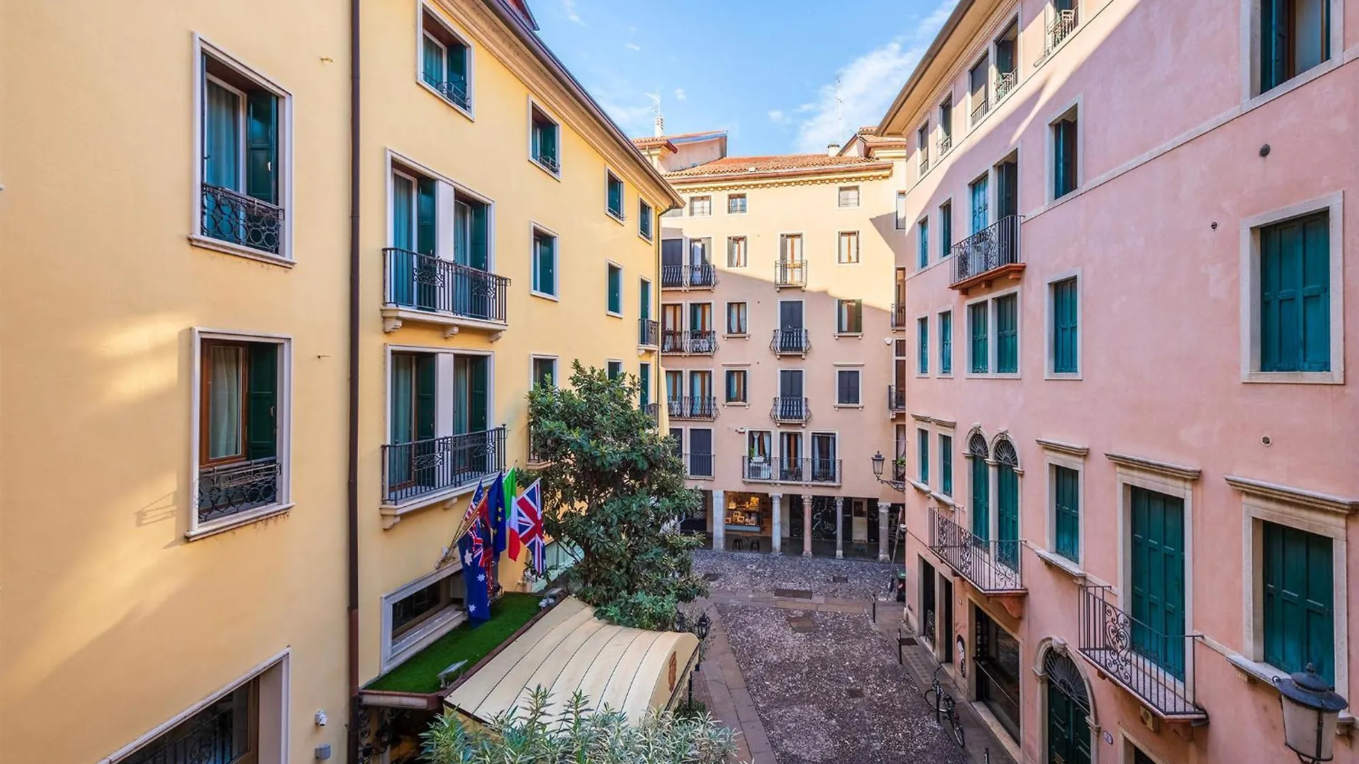 **** Hotel Majestic Toscanelli Padova Italy
